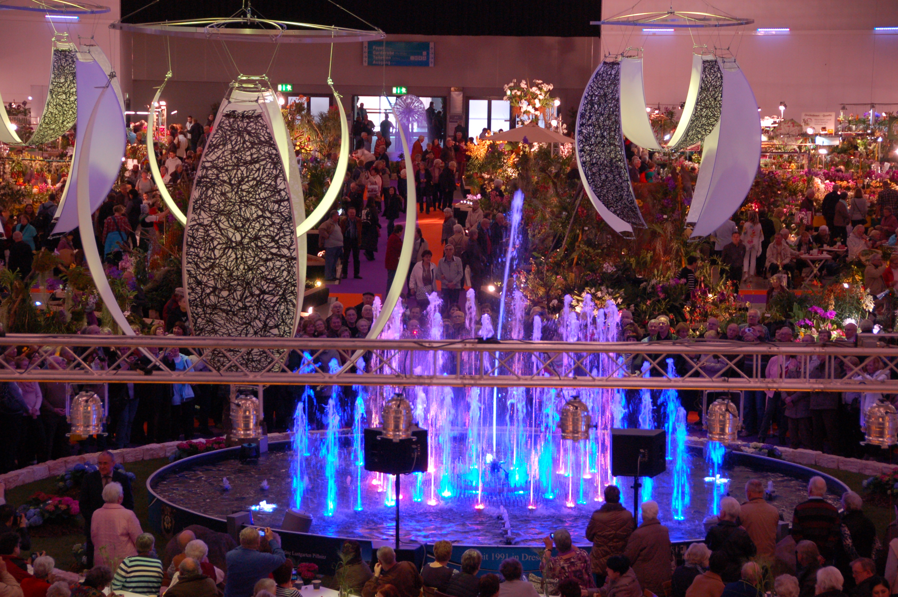 20190920183631_20190917213424_wasserspiele_31500430271_o.jpg